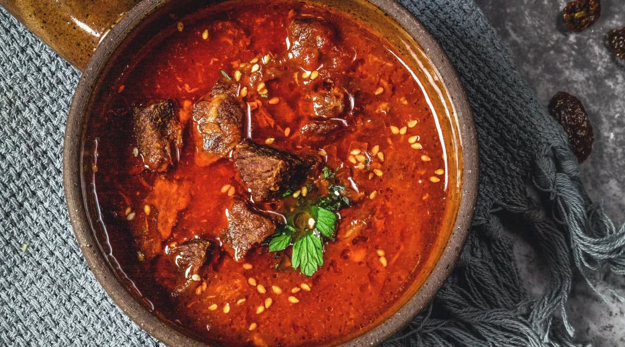 Jak gotować zupę w szybkowarze - szybkie przepisy i cenne wskazówki