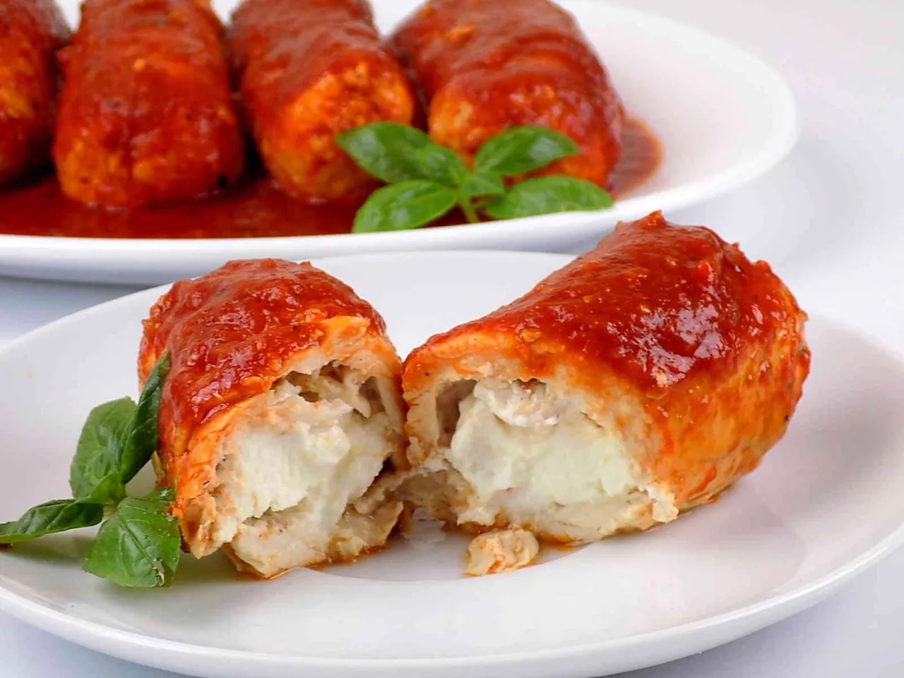 Rolada drobiowa – prosty przepis na pyszne danie na obiad